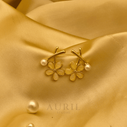 Daisy Stem Pearl Flower Stud Earrings